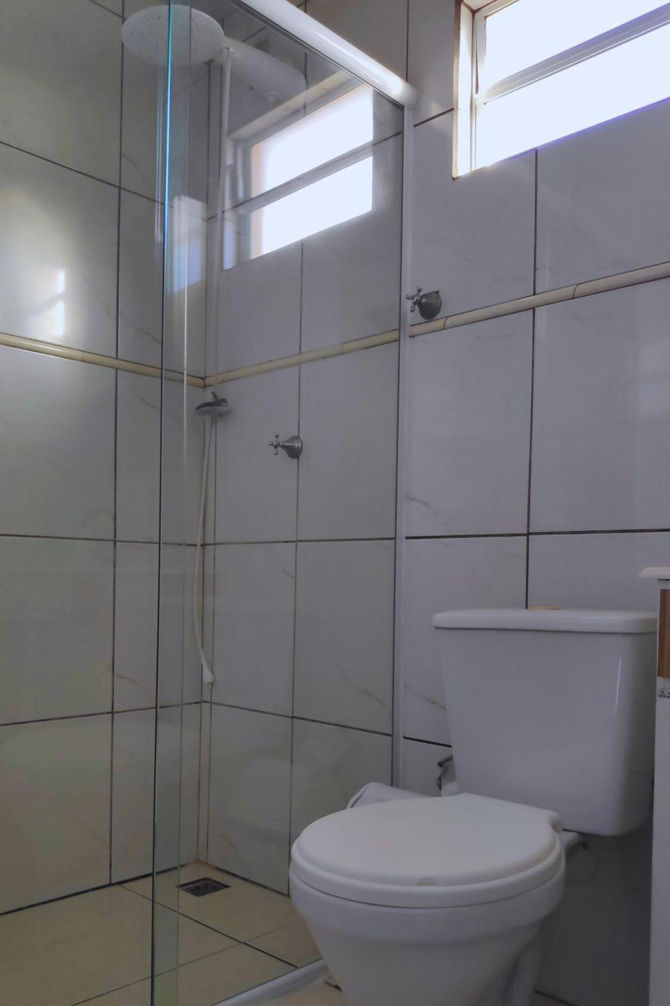Mocamblue - Sobrado Com 2 Quartos, Cozinha Completa, Lavabo, Banheiro, Vaga De Garagem, Wi-fi, Proximo A Do Mocambique, Natureza, Surfe E Comercio Local Em *
