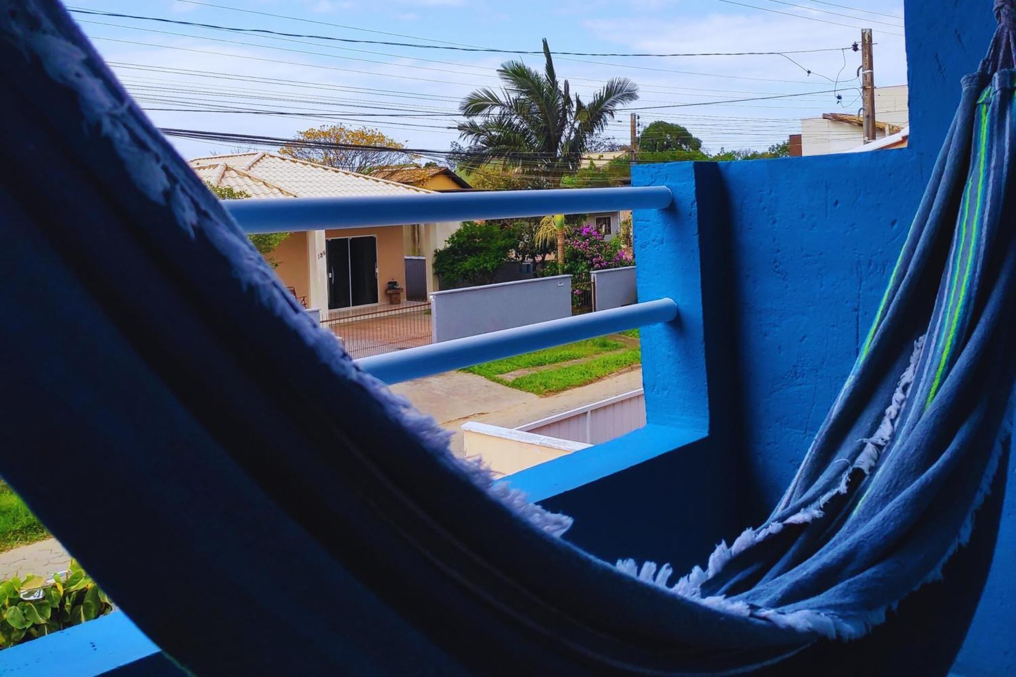 Mocamblue - Sobrado Com 2 Quartos, Cozinha Completa, Lavabo, Banheiro, Vaga De Garagem, Wi-fi, Proximo A Do Mocambique, Natureza, Surfe E Comercio Local Em Casa de férias